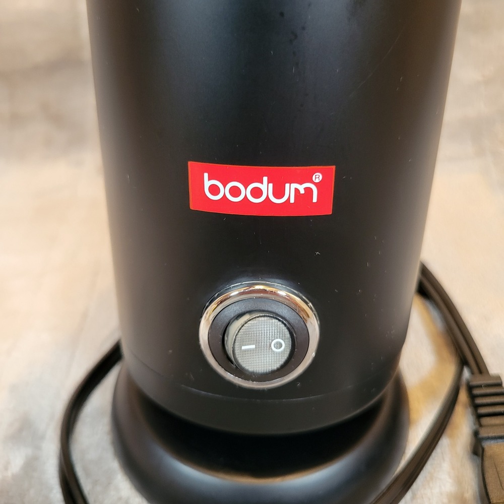 Bodum Bistro Electric Milk Frother 11870 Black 500W Automatic Foam Maker - Picture 8 of 8